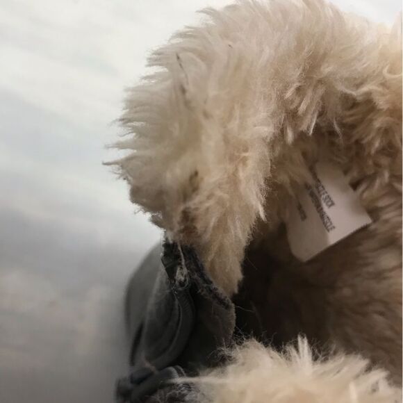 Cat & Jack Boots with Fur - Picture 9 of 10